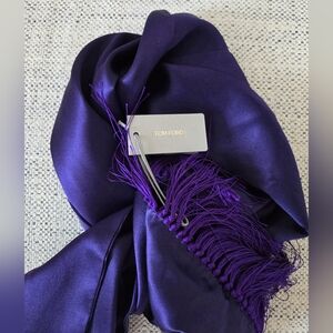 NWT TOM FORD Purple Silk Scarf With Fringe Size:OS Made In Italy